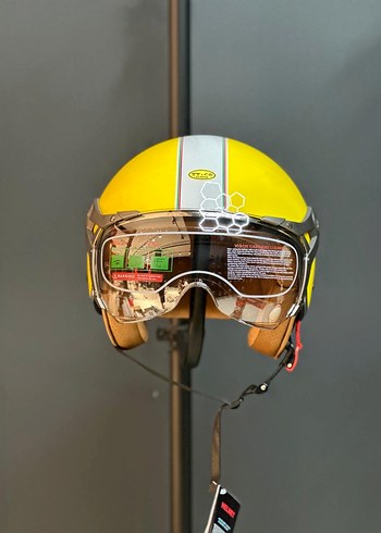 Parlak Kırmızı Retro Motosiklet Kaskı - Görsel 6