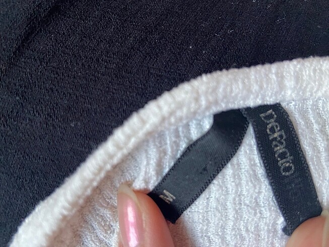 Beyaz Kısa Kollu Bluz - Görsel 3