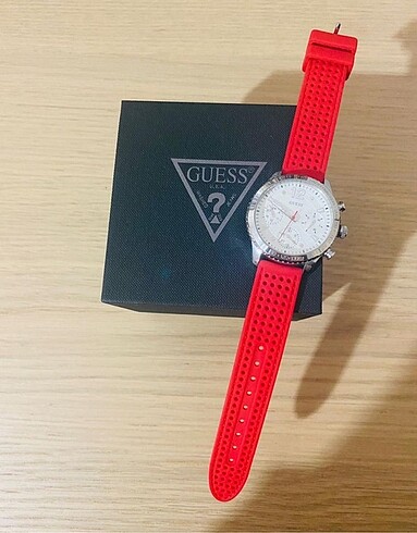 Guess Kırmızı saat