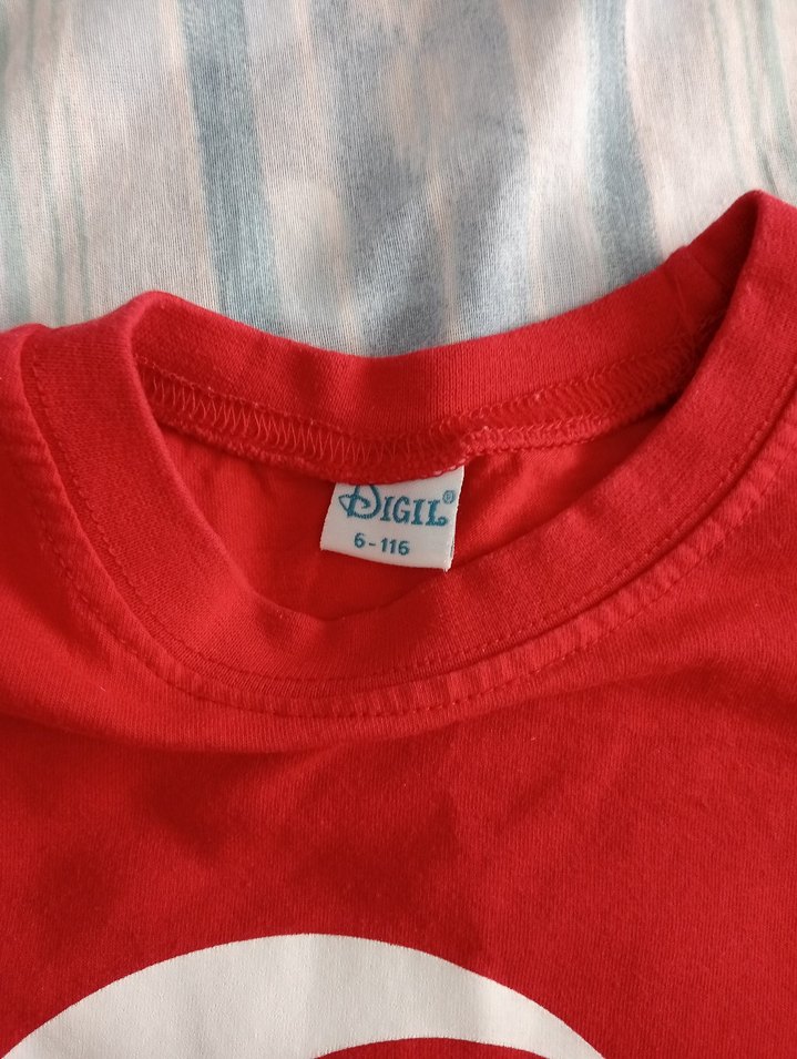 Diger Kırmızı Çocuk Atlet - Görsel 2