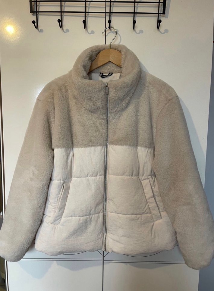 Kürklü Bej Kadın Kışlık Mont - Görsel 2