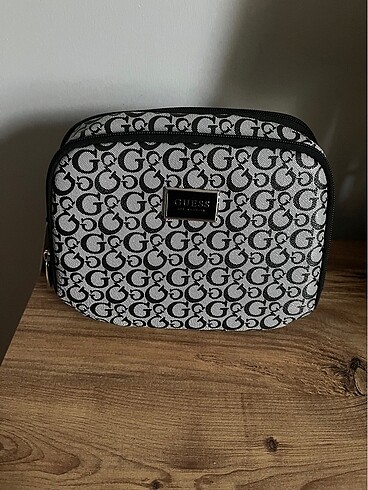 Guess çanta