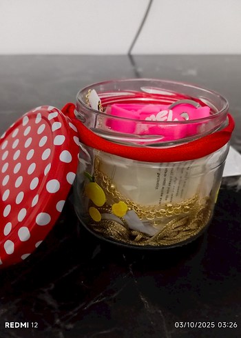 Accessorize Altın Renkli Güneş Kolye ve Kırmızı Kurdele