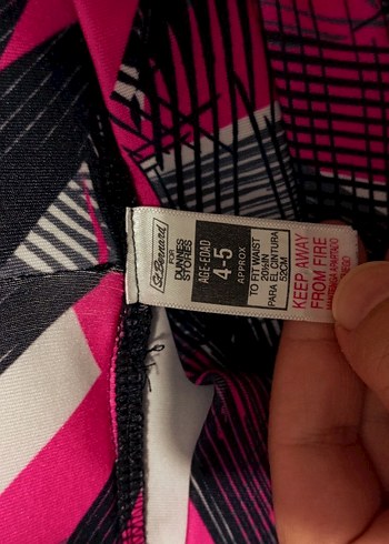5 Yaş Beden siyah Renk Kız Bebek Siyah Tişört ve Desenli Tayt Takımı