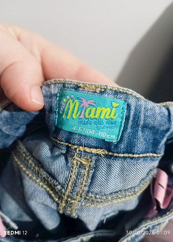 Renkli Nakışlı Düğmeli Kız Denim Şort - Görsel 4