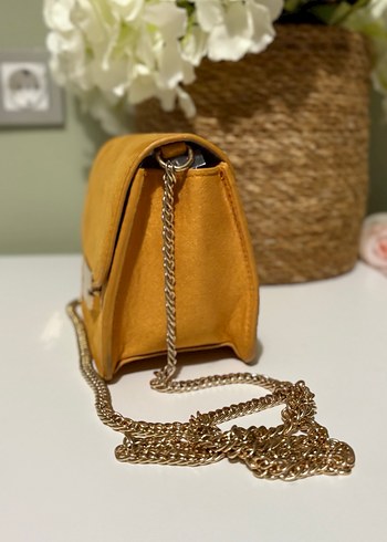 Sarı Süet Zincir Detaylı Kadın Çanta - Görsel 2