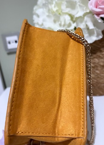 Sarı Süet Zincir Detaylı Kadın Çanta - Görsel 3