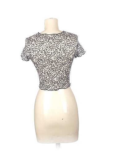 s Beden PreLoved T-shirt %70 İndirimli.