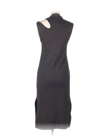 s Beden PreLoved Uzun Elbise %70 İndirimli.