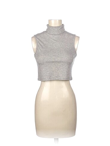 PreLoved T-shirt %70 İndirimli.