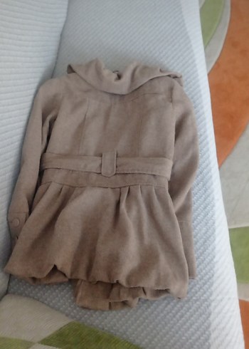 38 Beden Kuşaklı Bej Kaban