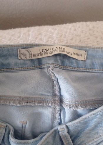 28 Beden Düğmeli Rahat Kesim Midi Kot Pantolon