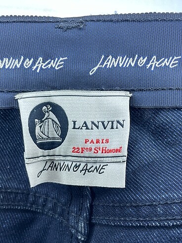 26 Beden mavi Renk Lanvin Jean / Kot %70 İndirimli.