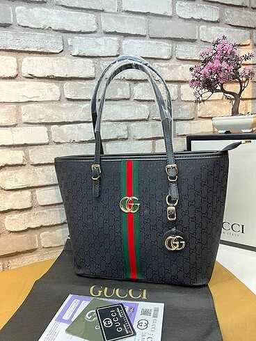 Gucci çantamız