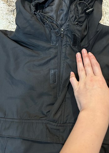 Siyah Kapüşonlu unisex yağmurluk-spor ceket - Görsel 5