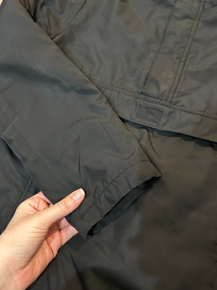 Siyah Kapüşonlu unisex yağmurluk-spor ceket - Görsel 2