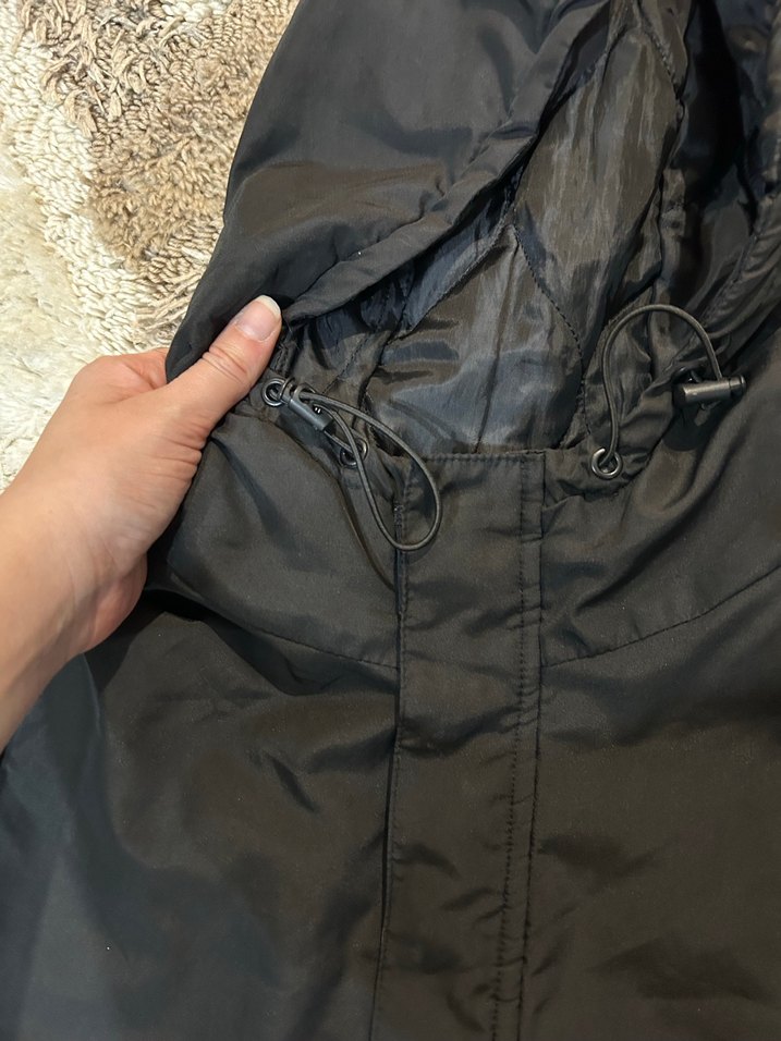 Siyah Kapüşonlu unisex yağmurluk-spor ceket - Görsel 4