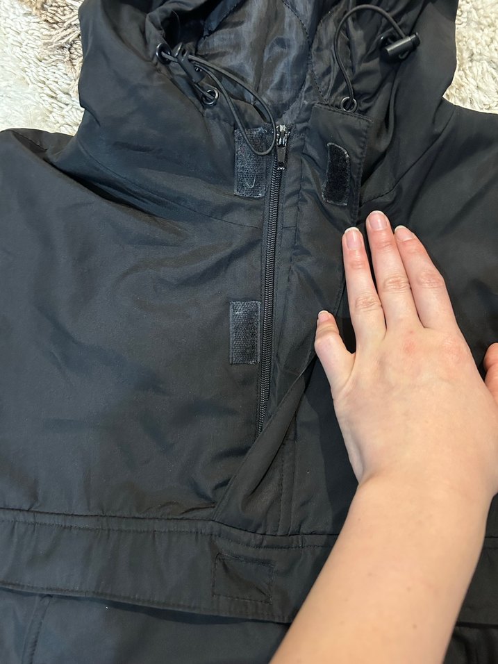 Siyah Kapüşonlu unisex yağmurluk-spor ceket - Görsel 5