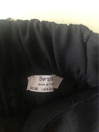 36 Beden Bershka sort etek