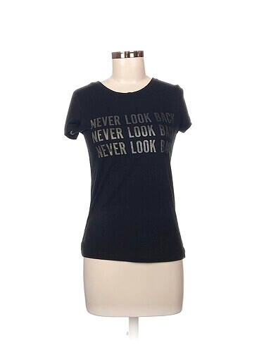 LC Waikiki T-shirt %70 İndirimli.