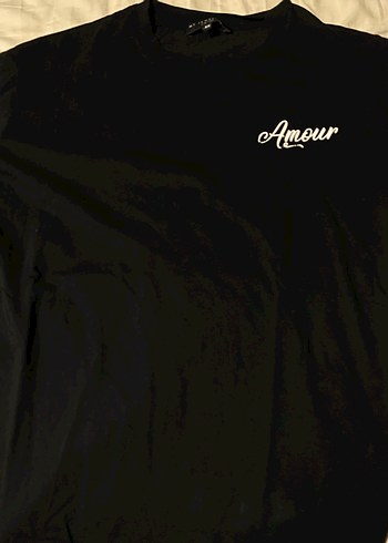 Siyah Kısa Kollu - Görsel 2