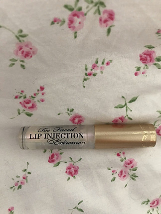 Too Faced Too faced seyahat boy lip injection extreme