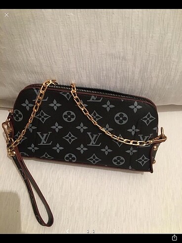 Louis Vuitton 24/14 tek bölüm içinde iki cep var