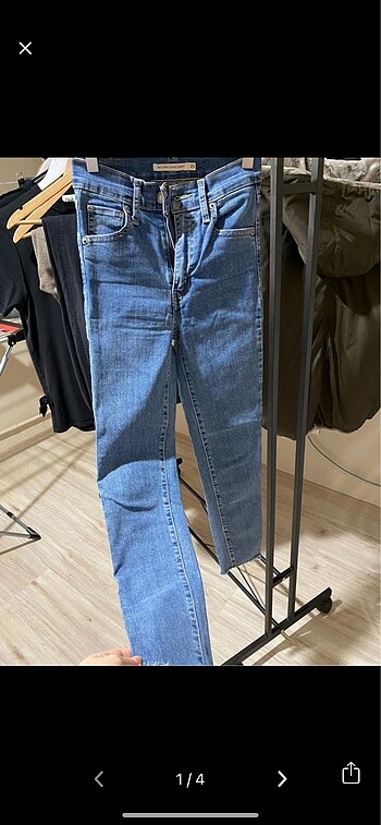Levis jean