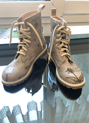 Dogo shoes bot 