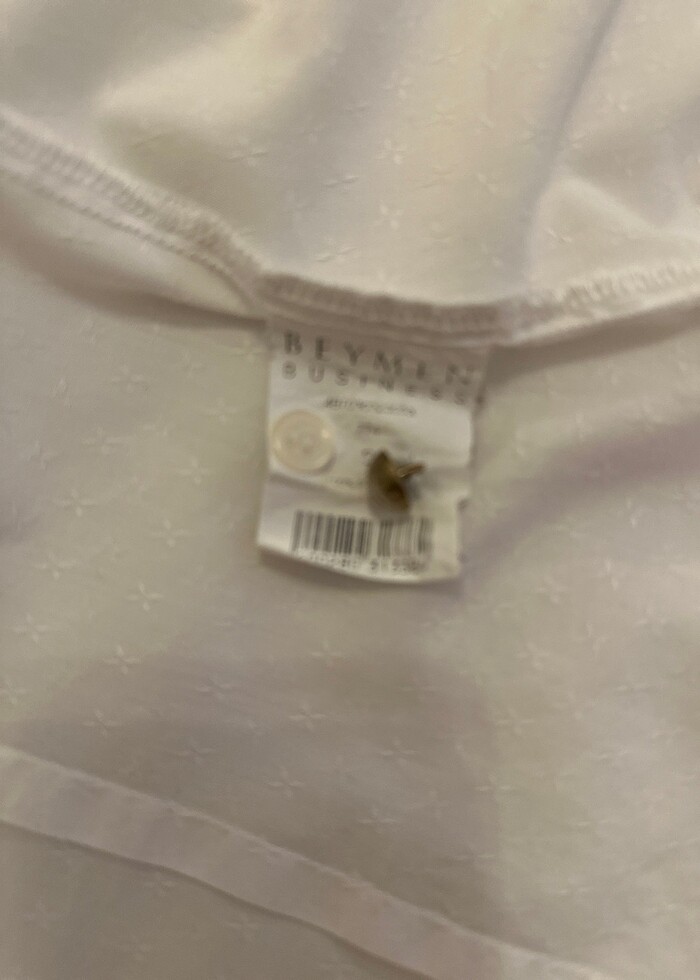 Beyaz gömlek - Görsel 5