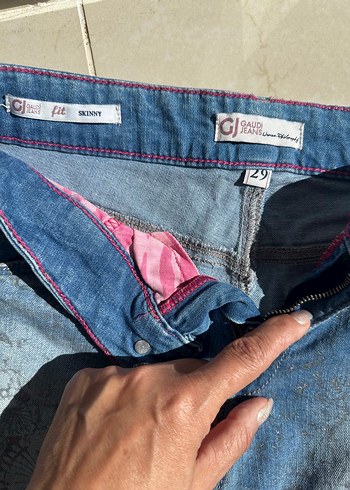 Kadın Mavi Bağlamalı Mini Denim Şort - Görsel 3