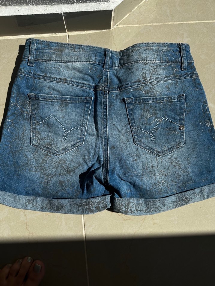Kadın Mavi Bağlamalı Mini Denim Şort - Görsel 4