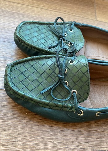 Yeşil Parlak Deri Tokalı Kadın Babet - Görsel 4
