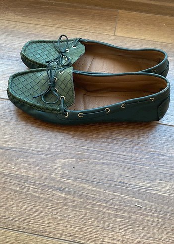 Yeşil Parlak Deri Tokalı Kadın Babet - Görsel 3