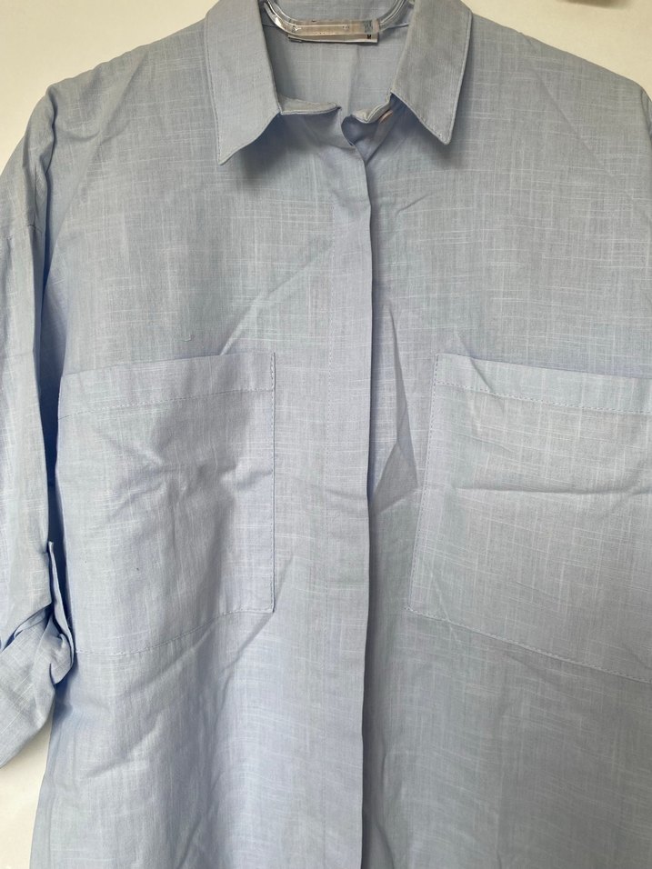 Mavi Keten Düğmeli Bol Kesim Gömlek - Görsel 3