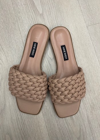 Nine West Bej Örgü Detaylı Kadın Terlik