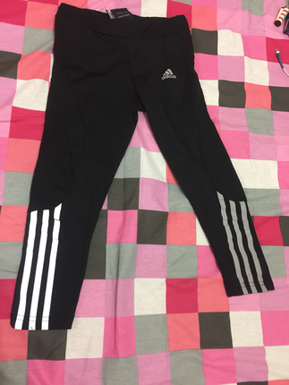 Adidas tayt