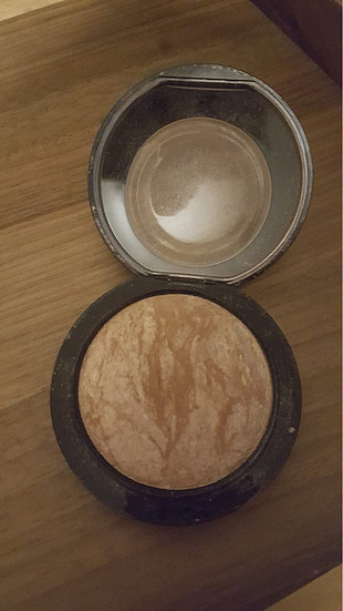 Mac soft and gentle aydınlatıcı