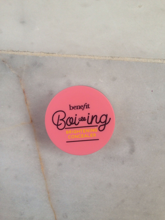 Benefit Brighteng Concealer