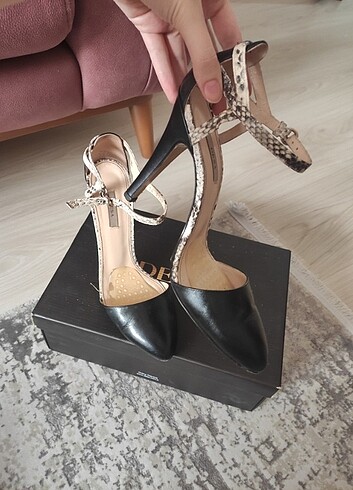 39 Beden Yılan deri stiletto