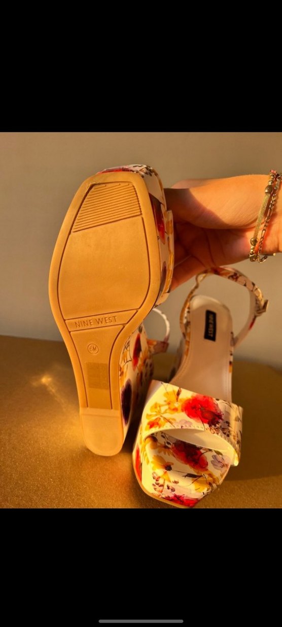 Nine West 6 M  Beyaz Çiçekli Platform Topuklu Sandalet - Görsel 5