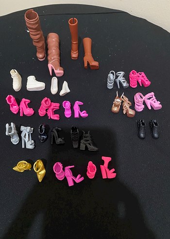 Barbie bebek ayakkabı