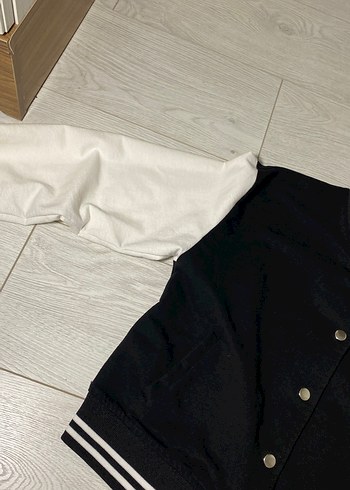 kadın Siyah Beyaz Düğmeli Streetwear Ceket - Görsel 3