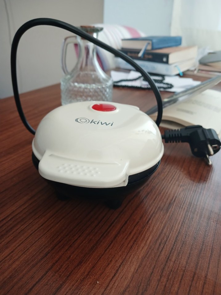 Beyaz Mini Waffle Makinesi Kiwi - Görsel 4