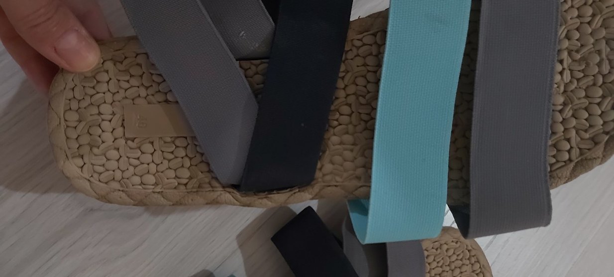 Çok Renkli Gri Bantlı Sandalet - Görsel 2