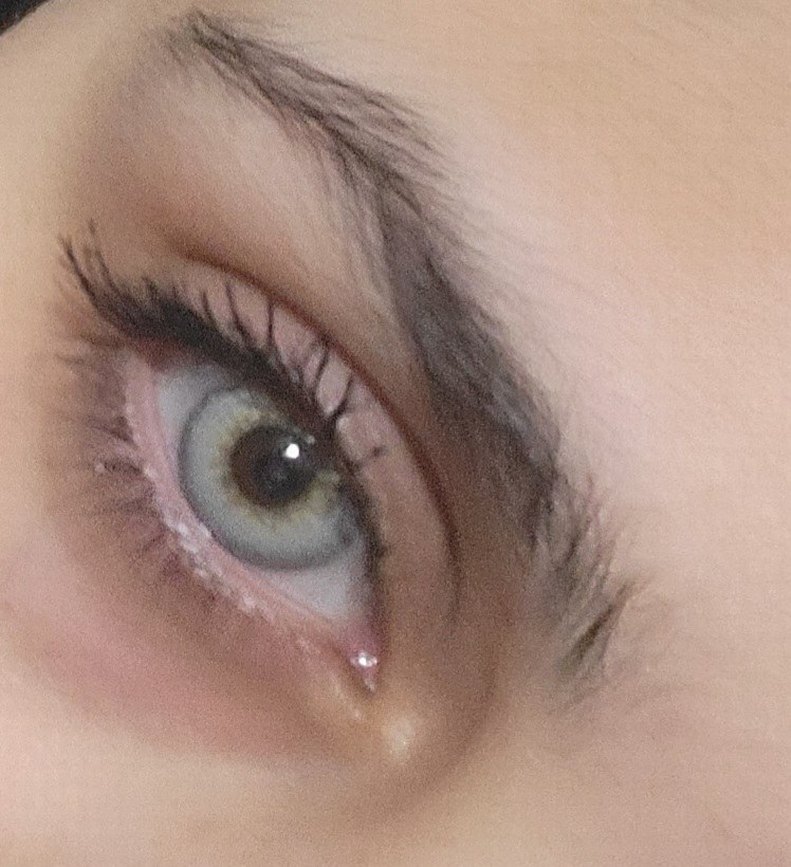 Bej Gri Takma Kirpik - Görsel 2