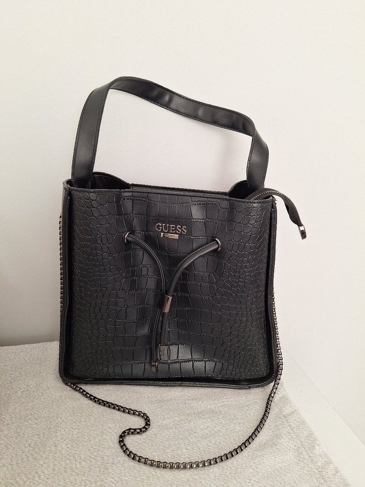 Siyah Deri Yılan Desenli Zincir Detaylı Çanta - Görsel 3