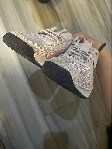 37,5 Beden Nike.