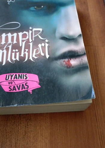 Beden Vampir Günlükleri Vol.1: Uyanış ve Savaş