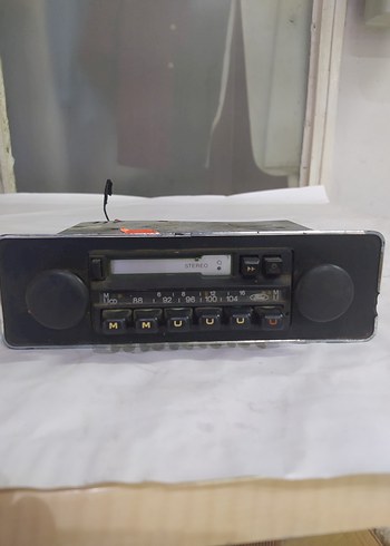 Klasik Siyah oto teyp Ford - Görsel 3